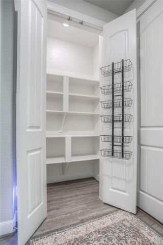 5757 Lakeside Villas Court, Conroe, TX 77304