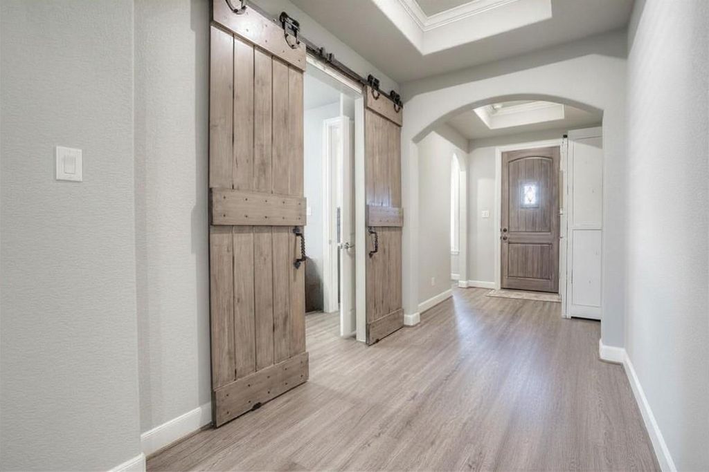 5757 Lakeside Villas Court, Conroe, TX 77304