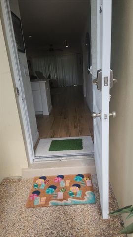 2202 NE 36th Street 15, Lighthouse Point, FL 33064