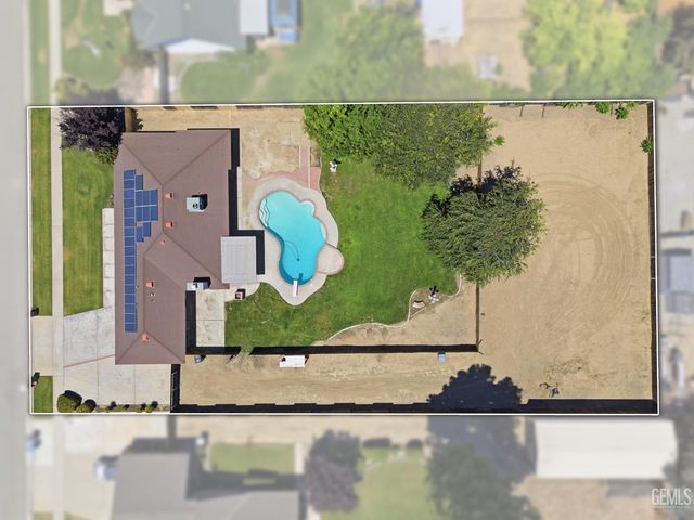 11108 Aimee Way, Bakersfield, CA 93312