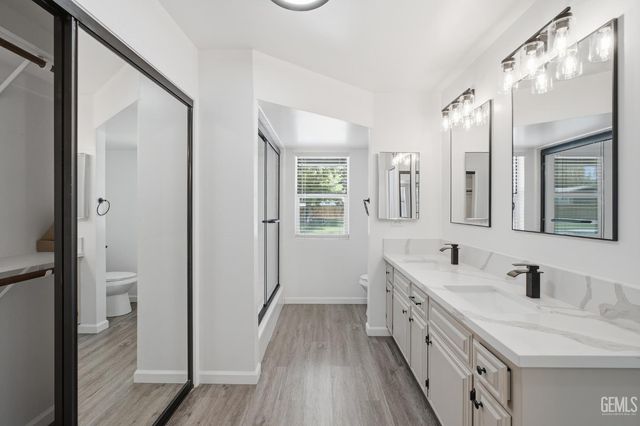 11108 Aimee Way, Bakersfield, CA 93312
