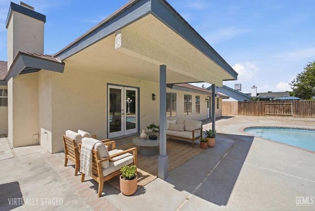 11108 Aimee Way, Bakersfield, CA 93312