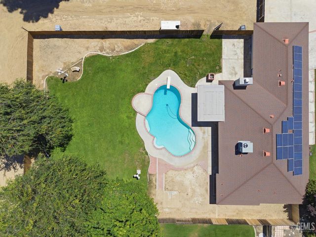 11108 Aimee Way, Bakersfield, CA 93312