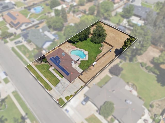 11108 Aimee Way, Bakersfield, CA 93312
