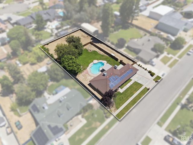 11108 Aimee Way, Bakersfield, CA 93312