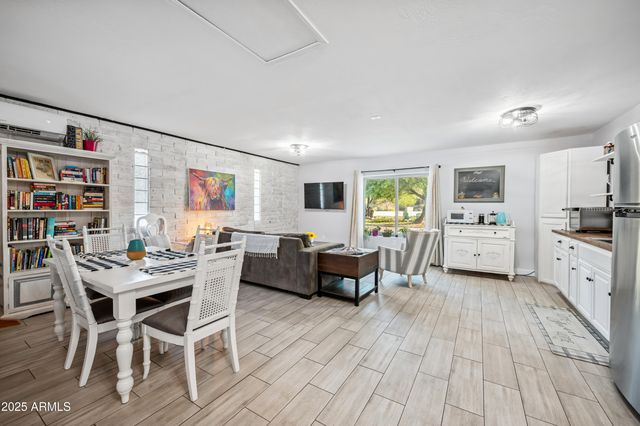 2032 E EUCLID Avenue, Phoenix, AZ 85042