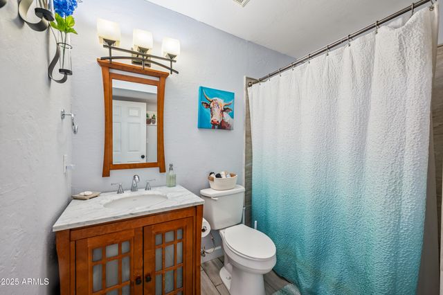 2032 E EUCLID Avenue, Phoenix, AZ 85042