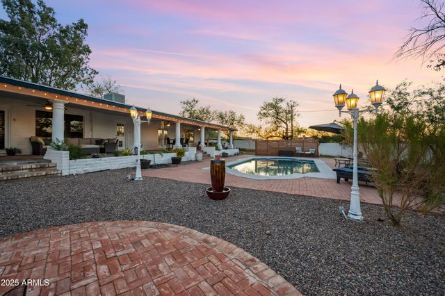 2032 E EUCLID Avenue, Phoenix, AZ 85042