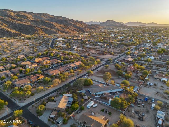 2032 E EUCLID Avenue, Phoenix, AZ 85042