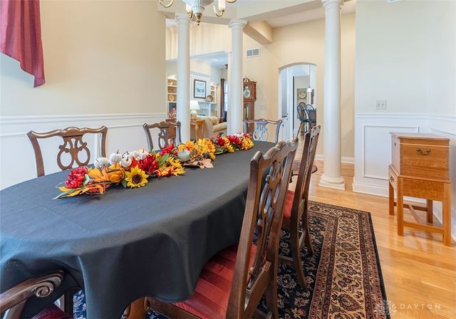 15 Aspen Woods Drive, Springboro, OH 45066