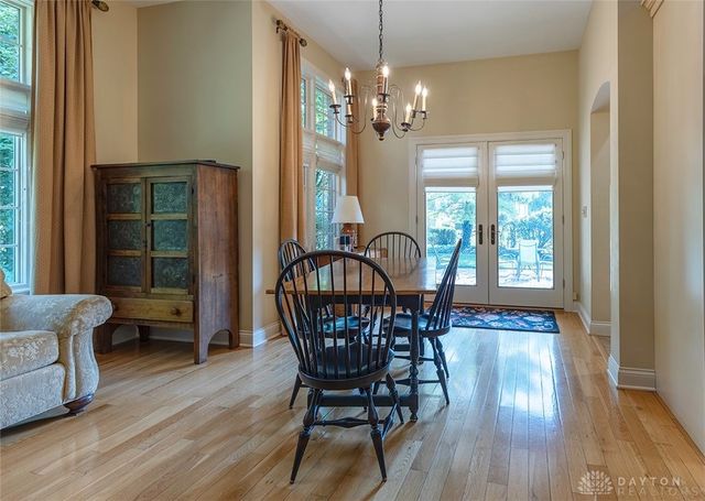 15 Aspen Woods Drive, Springboro, OH 45066