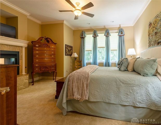 15 Aspen Woods Drive, Springboro, OH 45066