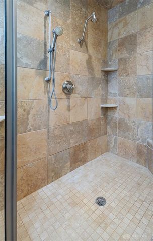 15 Aspen Woods Drive, Springboro, OH 45066