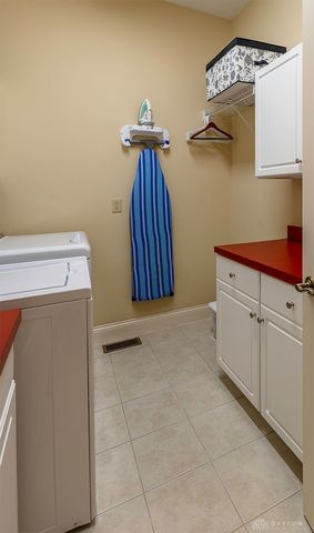 15 Aspen Woods Drive, Springboro, OH 45066