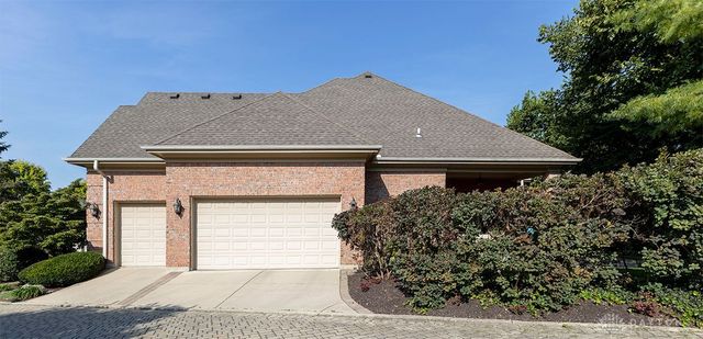 15 Aspen Woods Drive, Springboro, OH 45066