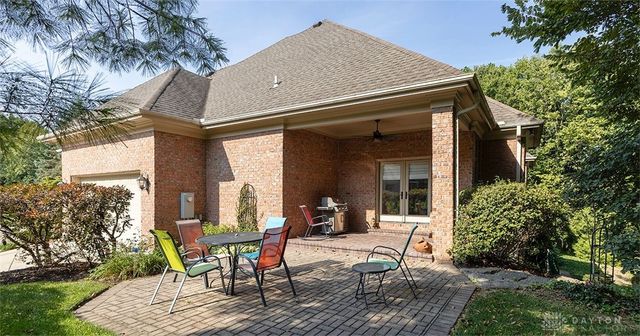 15 Aspen Woods Drive, Springboro, OH 45066