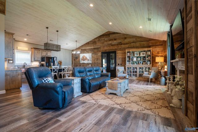 2510 Dean Road NE, Fort Payne, AL 35967