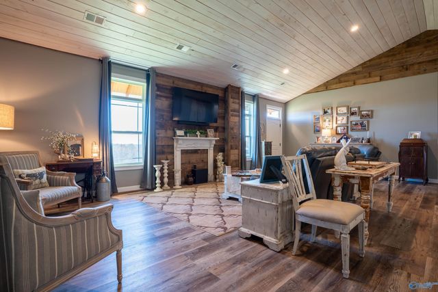 2510 Dean Road NE, Fort Payne, AL 35967