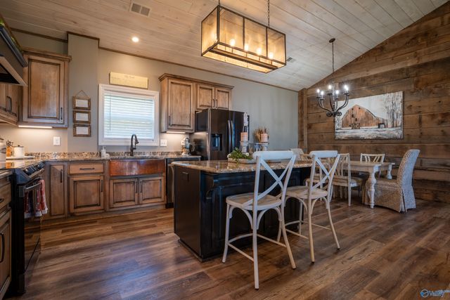 2510 Dean Road NE, Fort Payne, AL 35967