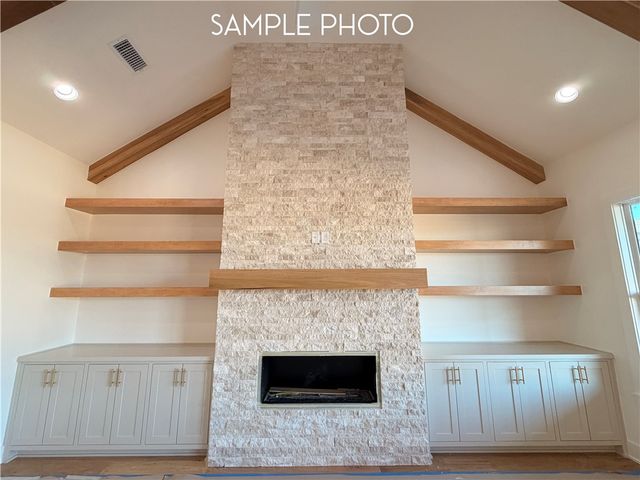 6013 S 41st Street, Rogers, AR 72758