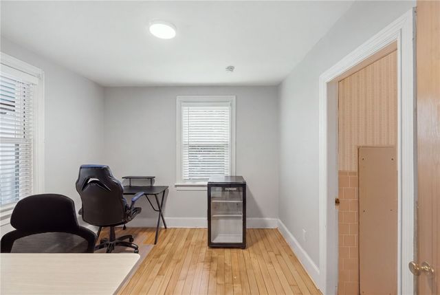 16 Beechcrest Street, Warwick, RI 02888