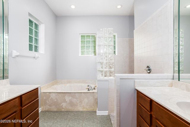 6197 KISSENGEN SPRING Court, Jacksonville, FL 32258