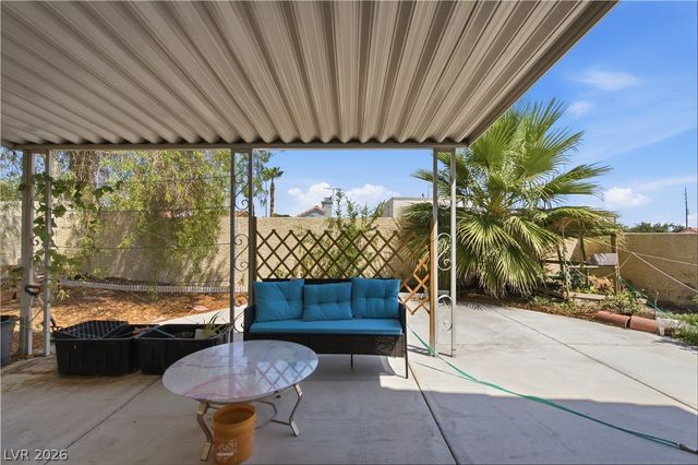 5332 Desert Blossom Road, Las Vegas, NV 89107