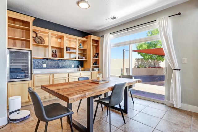 9020 El Ojito Court NW, Albuquerque, NM 87114
