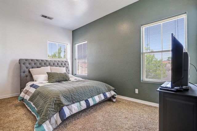 9020 El Ojito Court NW, Albuquerque, NM 87114