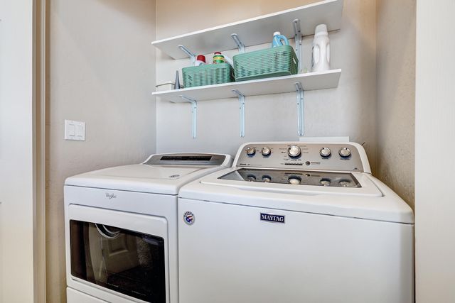 9020 El Ojito Court NW, Albuquerque, NM 87114
