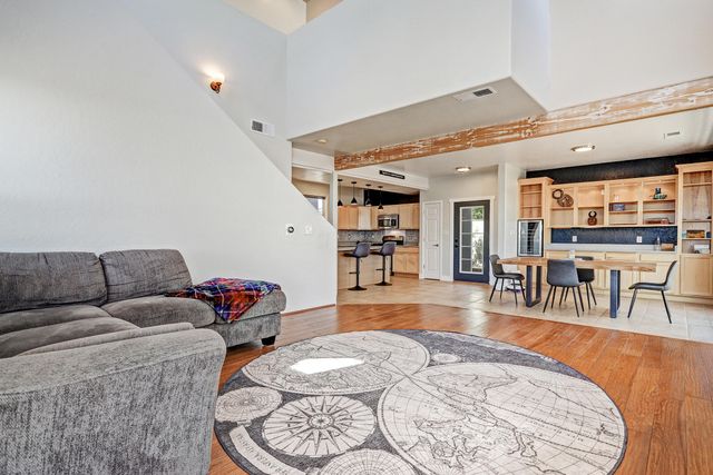 9020 El Ojito Court NW, Albuquerque, NM 87114