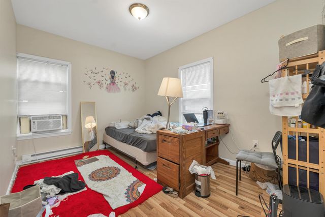 33 Rimmon Street, Manchester, NH 03102
