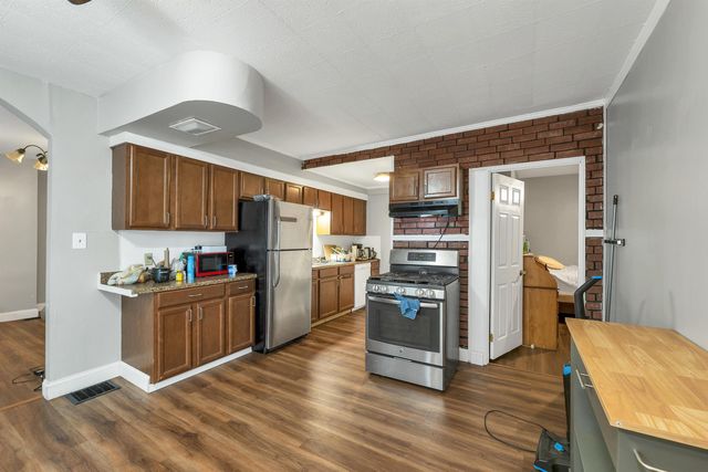 33 Rimmon Street, Manchester, NH 03102
