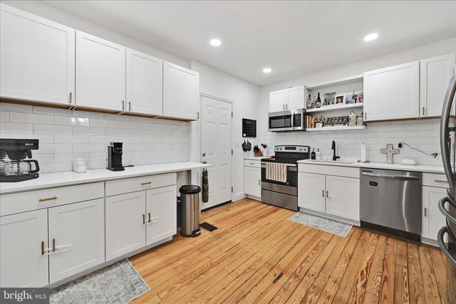 14 N 6TH, Denver, PA 17517