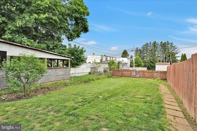 14 N 6TH, Denver, PA 17517