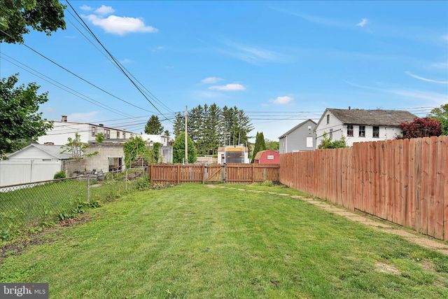 14 N 6TH, Denver, PA 17517