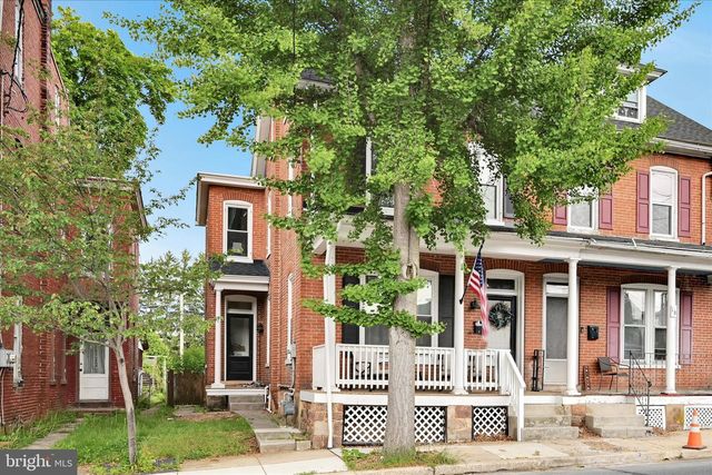 14 N 6TH, Denver, PA 17517