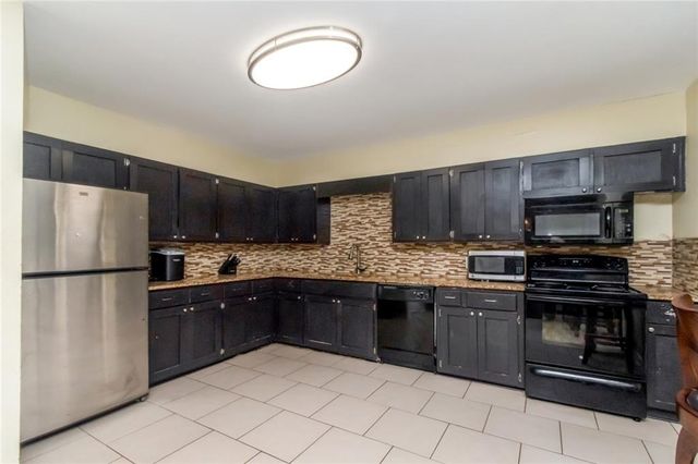 5012 Cottage Hill Road, Mobile, AL 36609