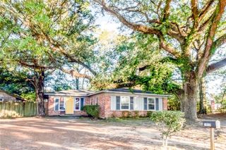 5012 Cottage Hill Road, Mobile, AL 36609