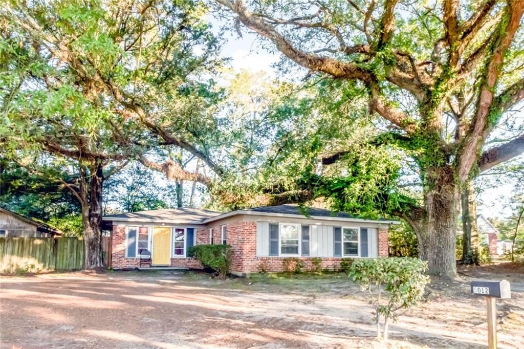 5012 Cottage Hill Road, Mobile, AL 36609