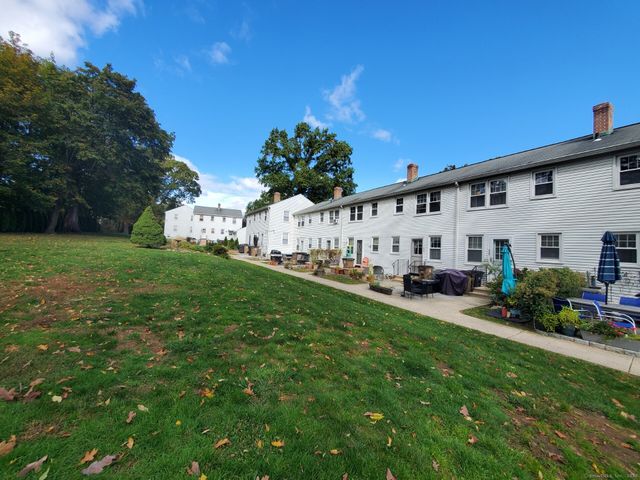 421 Sylvan Knoll Road, Stamford, CT 06902
