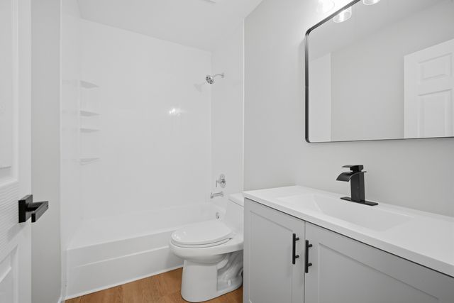 7873 Asbury Circle, Hanover Park, IL 60133