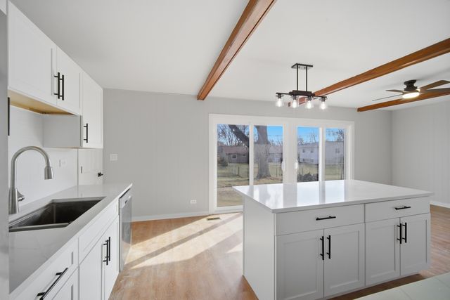 7873 Asbury Circle, Hanover Park, IL 60133