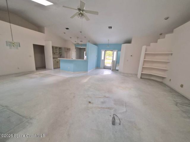 1470 Country Club Drive NE, Palm Bay, FL 32905