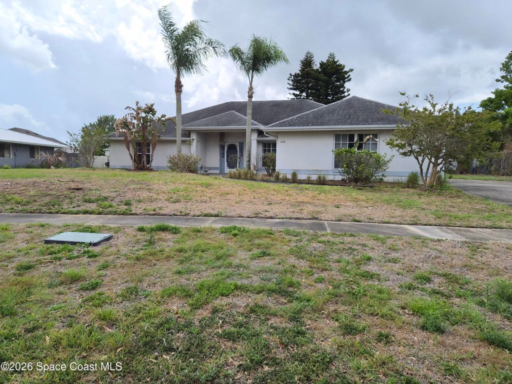 1470 Country Club Drive NE, Palm Bay, FL 32905