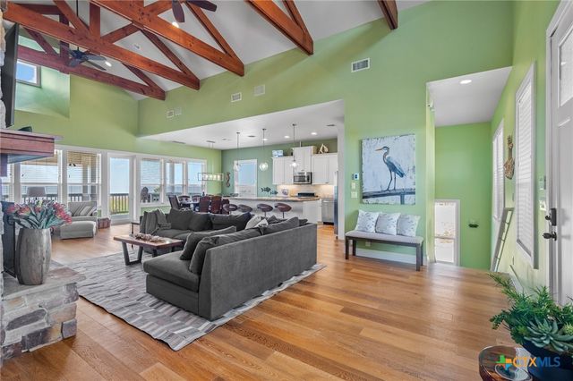 342 Bay Club Drive, Seadrift, TX 77983