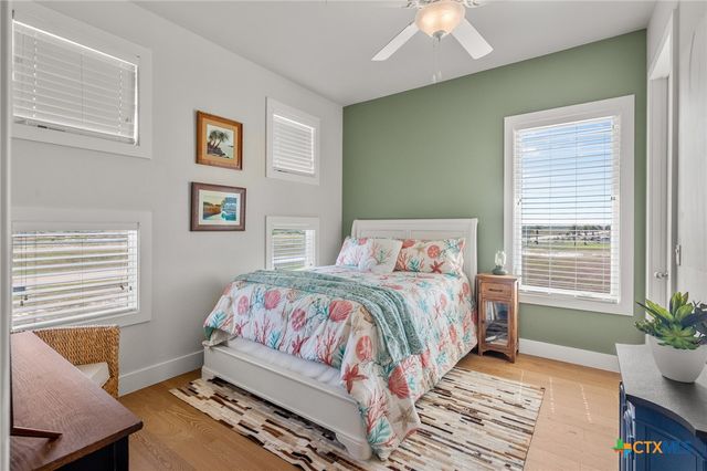 342 Bay Club Drive, Seadrift, TX 77983