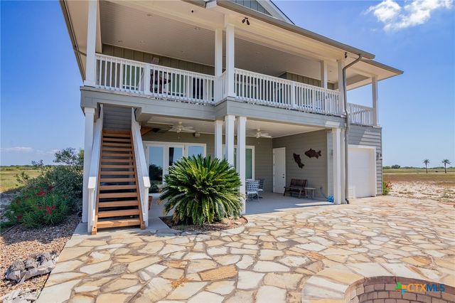 342 Bay Club Drive, Seadrift, TX 77983