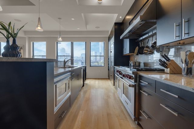 1166 Washington St 704-6, Boston, MA 02118