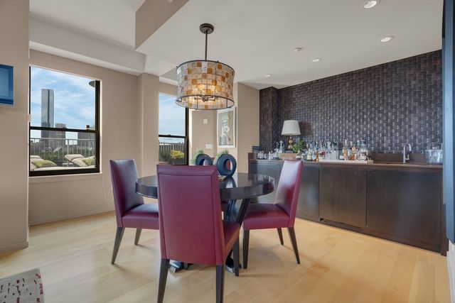 1166 Washington St 704-6, Boston, MA 02118